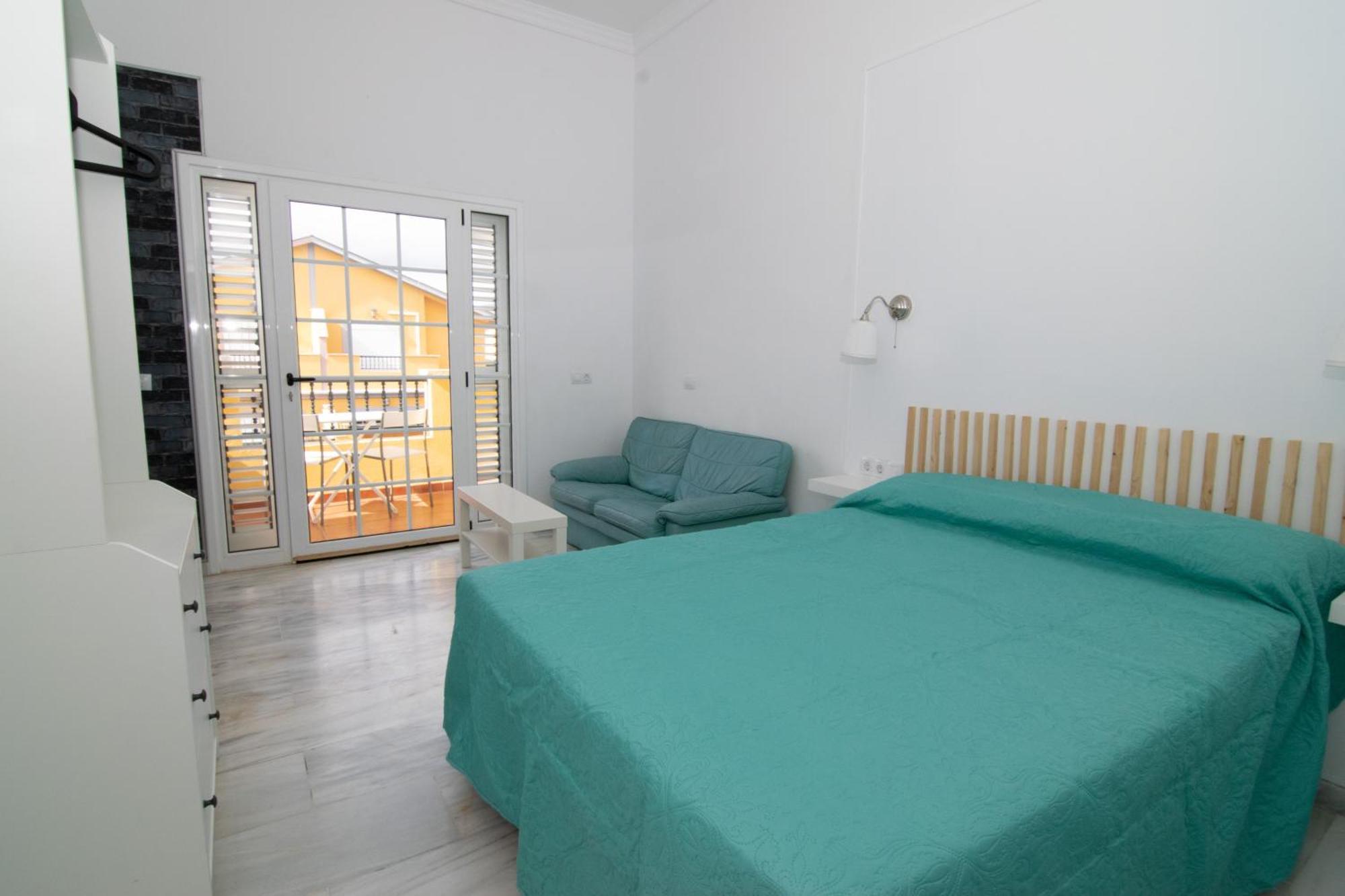 The Safe Point Suites Castillo Castillo del Romeral Esterno foto