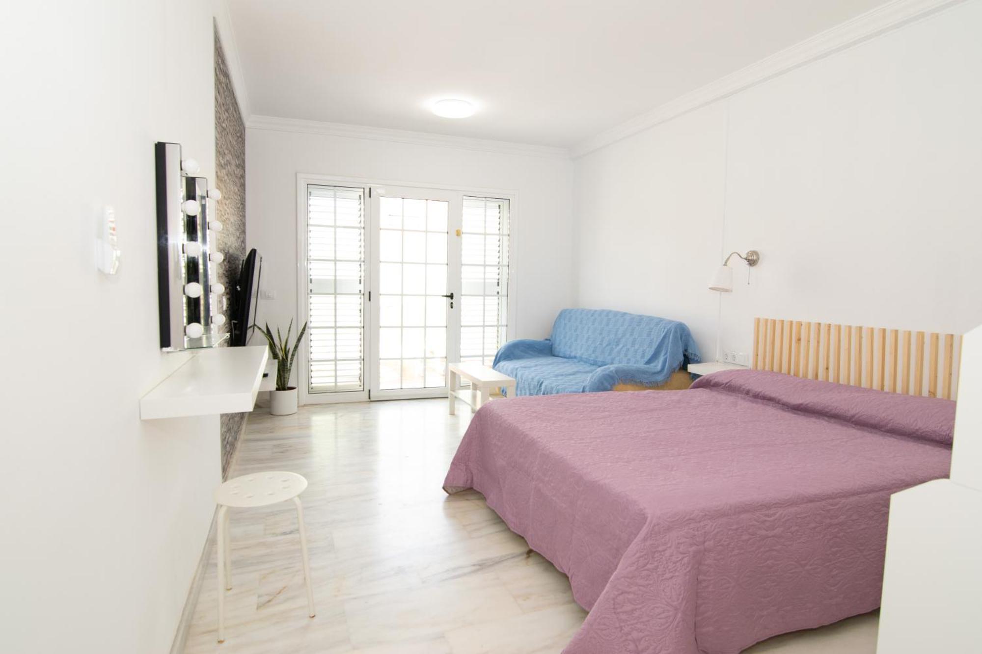 The Safe Point Suites Castillo Castillo del Romeral Esterno foto
