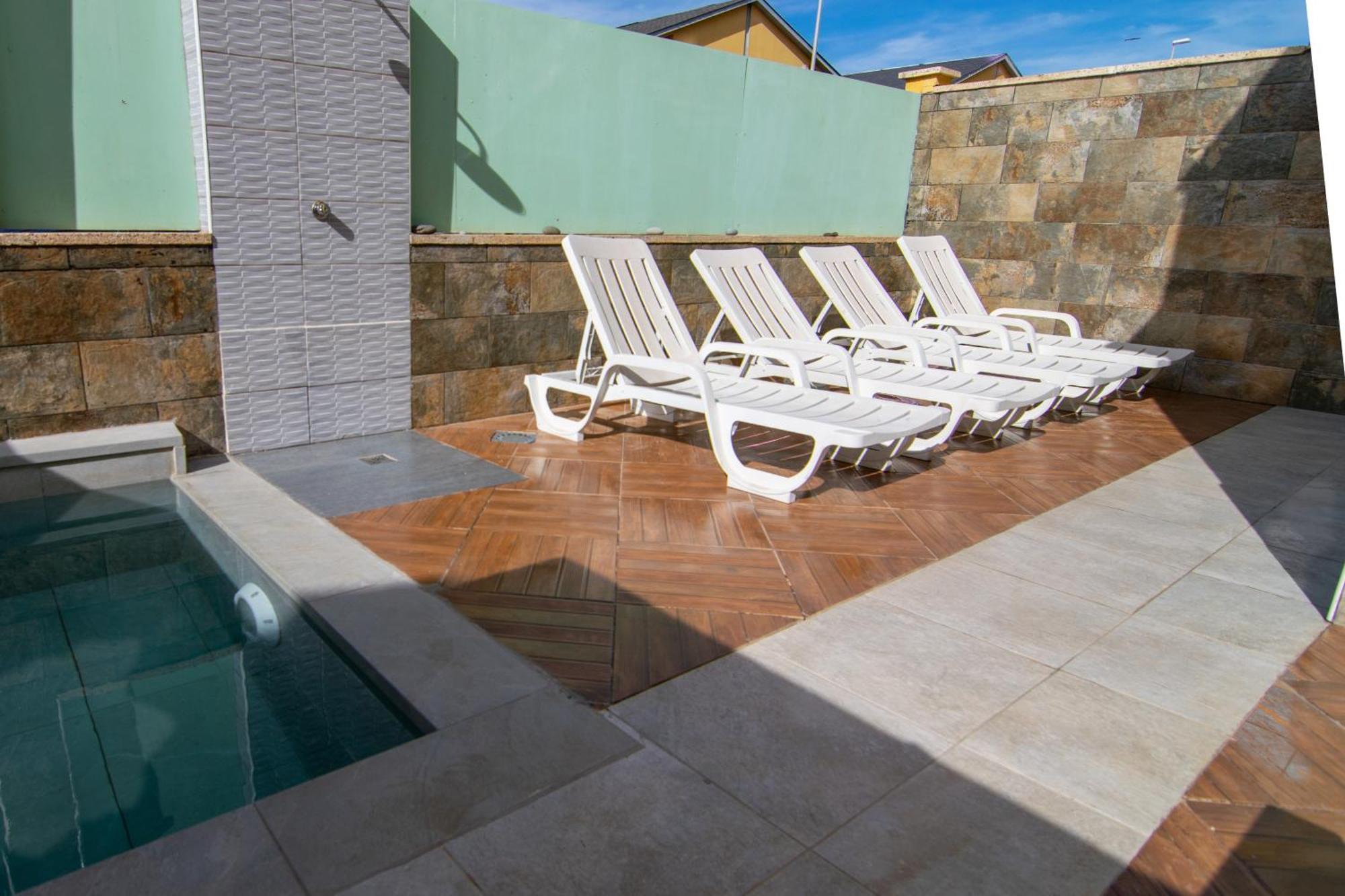 The Safe Point Suites Castillo Castillo del Romeral Esterno foto