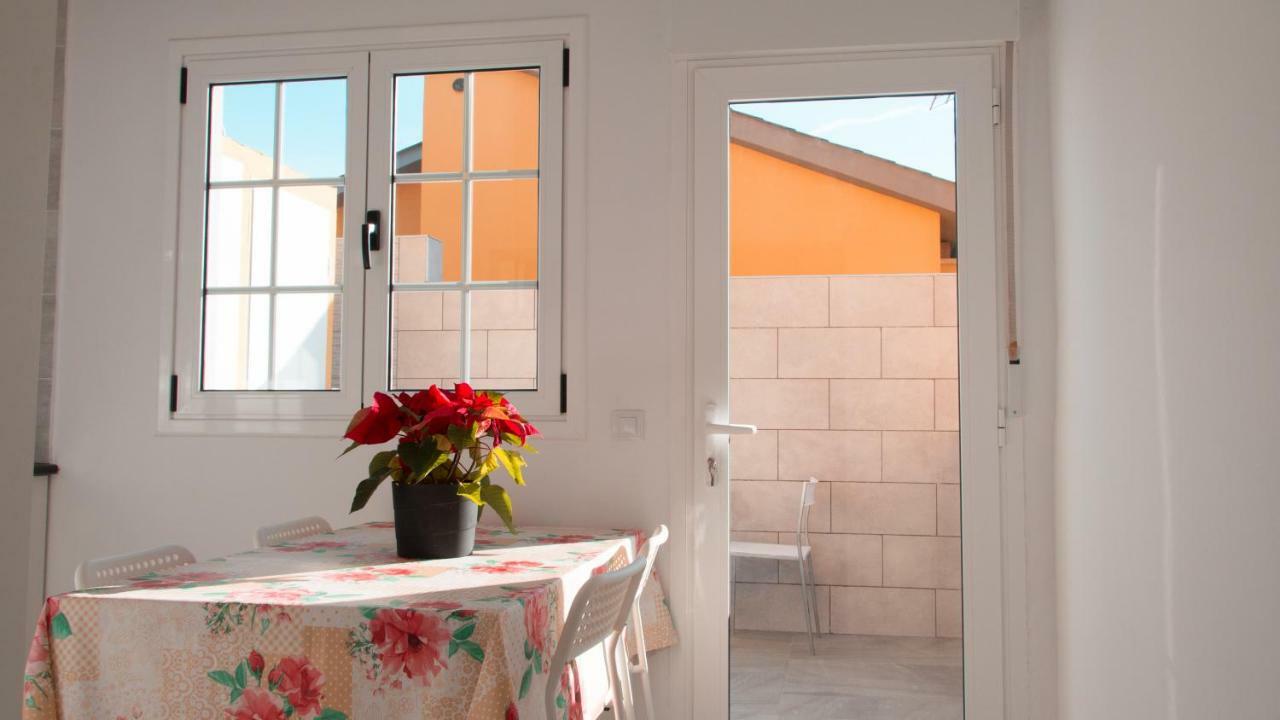 The Safe Point Suites Castillo Castillo del Romeral Esterno foto
